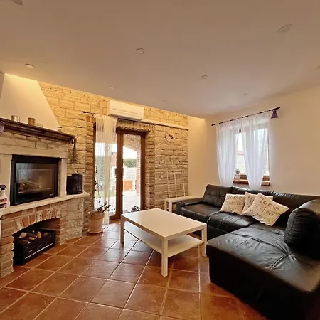 Family Friendly House With A Swimming Pool Butkovici, Istria - Sredisnja Istra - 22788 Svetvincenat