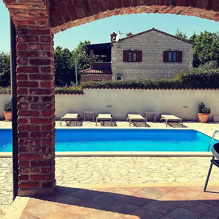 Holiday home Family Friendly House With A Swimming Pool Butkovici, Istria - Sredisnja Istra - 22788 *