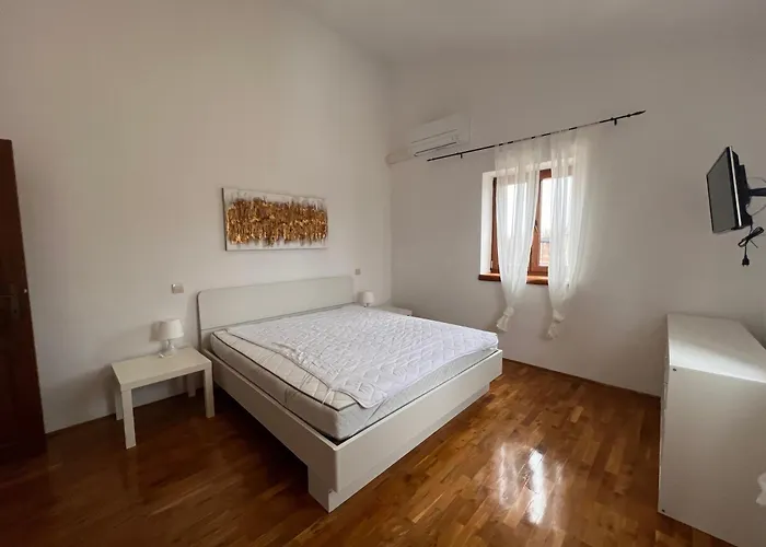 Family Friendly House With A Swimming Pool Butkovici, Istria - Sredisnja Istra - 22788 Svetvinčenat